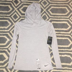 Nike women’s gray long sleeve